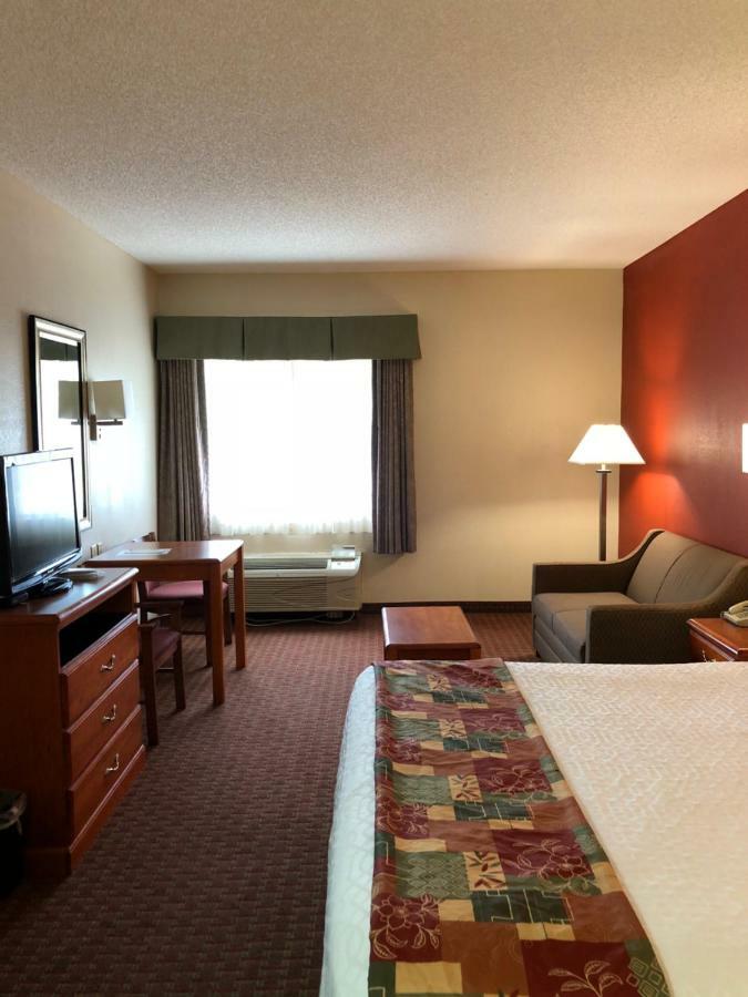 Millennium Inn Ellisville Exterior photo